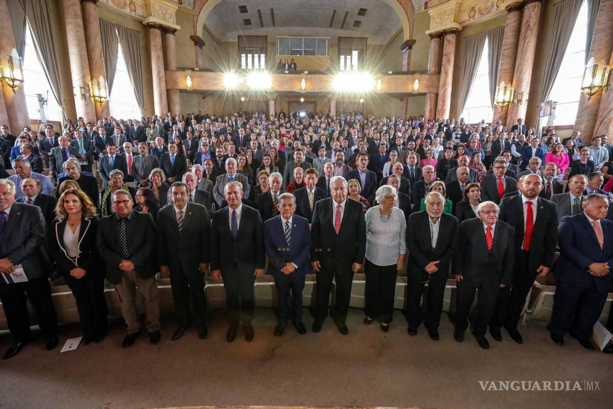 $!50 años de autonomía en UAdeC: homenajean a comité que participó en movimiento de 1973