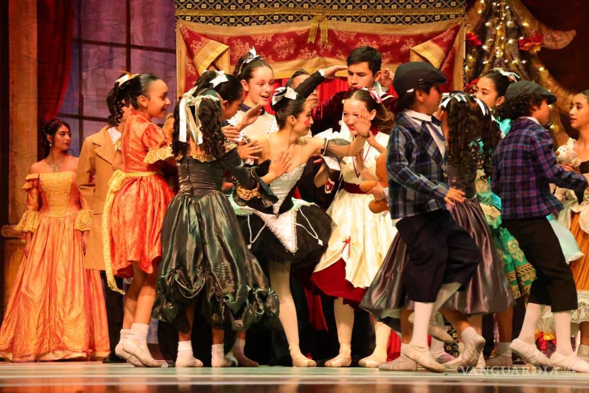 $!La participación de los artistas invitados del Ballet Nacional de Cuba elevó el brillo del montaje, recibiendo ovaciones del público saltillense.