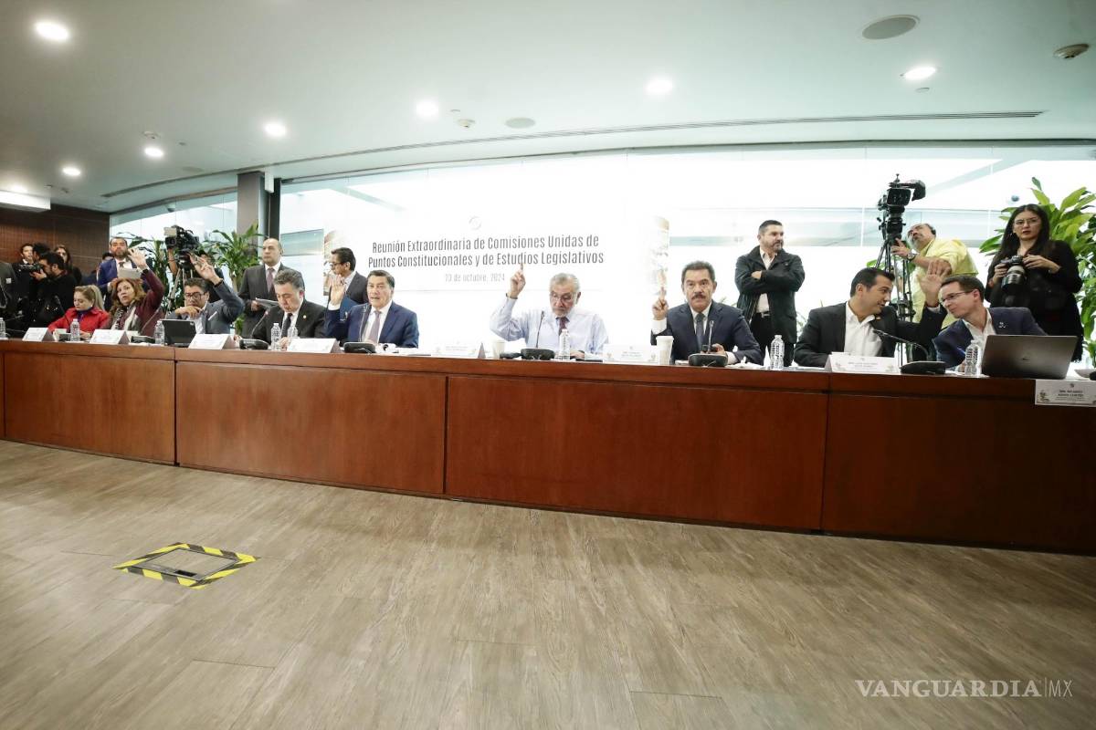 Aprueban en comisiones del Senado iniciativa para blindar reformas