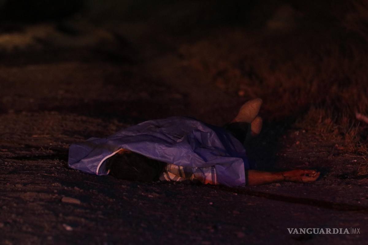 Ebrio vuelca y pierde la vida en la carretera a Torreón tras volcadura