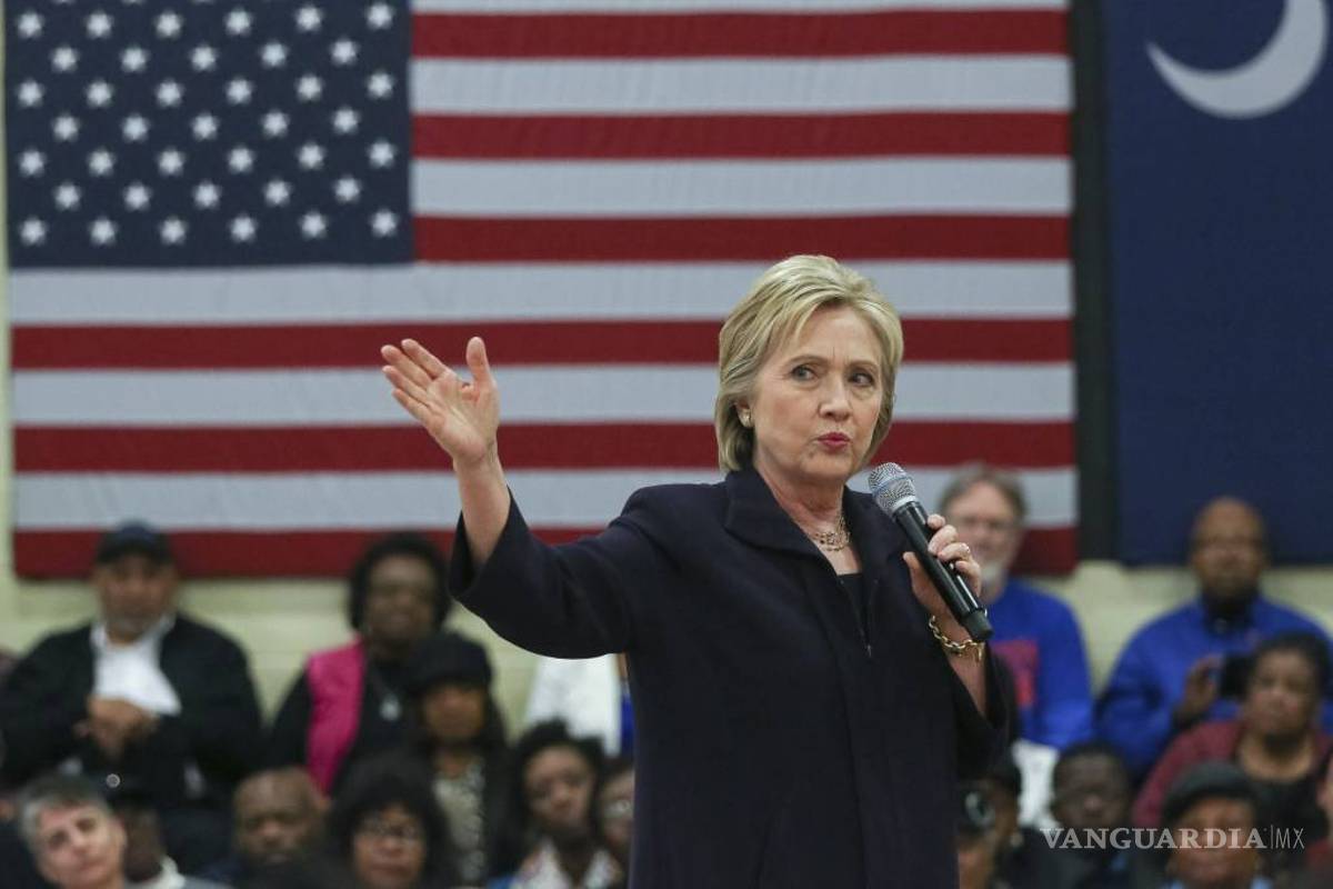 Latinos optan por Clinton frente a Trump con la mayor diferencia en 45 años