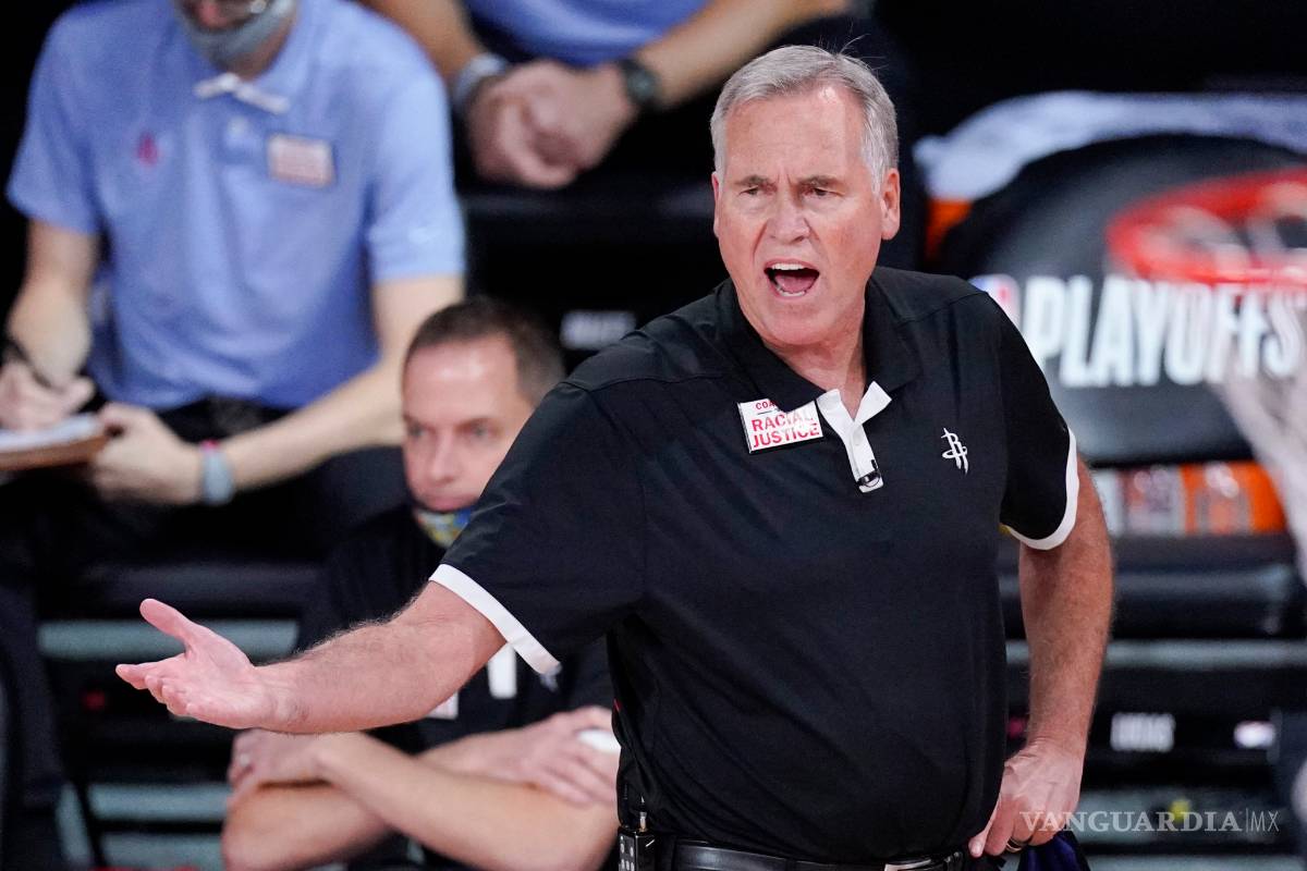 Mike D’Antoni despega de Houston