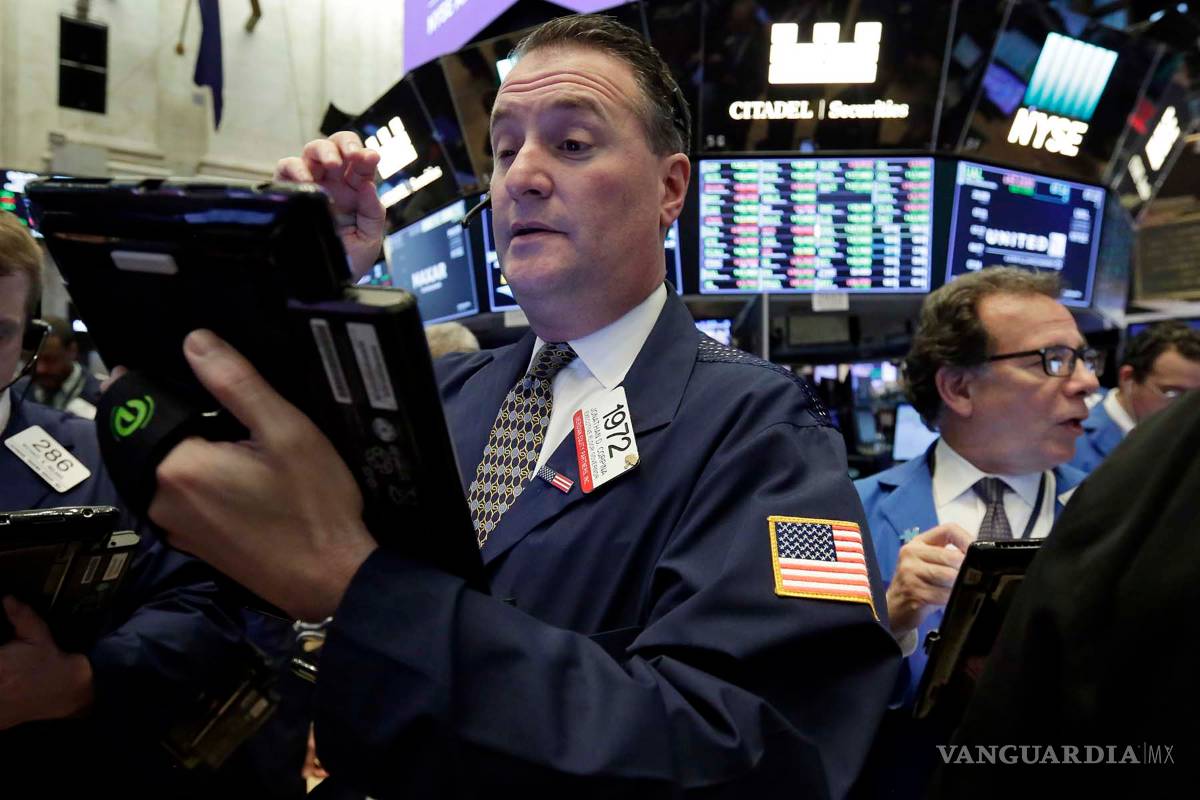 Wall Street se desploma tras anuncio de Trump sobre aranceles