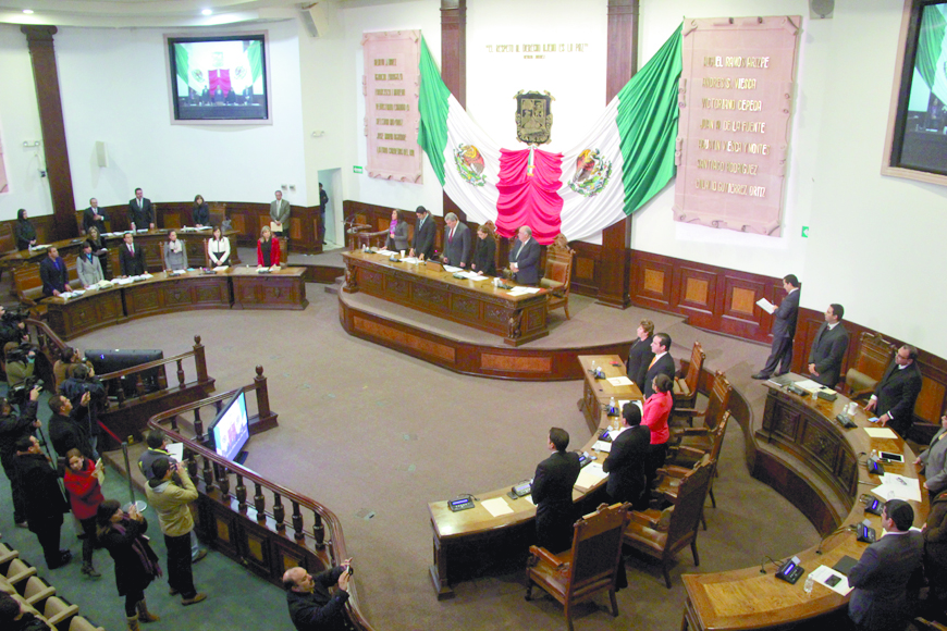 Diputados de Coahuila dan 'para atrás' al impuesto a voceadores