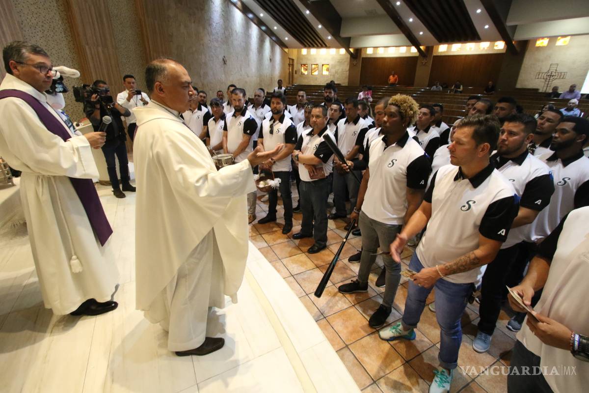 Los Saraperos bendicen su temporada