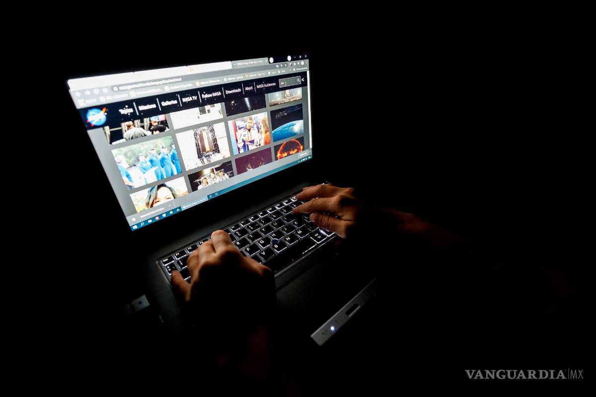 $!Redes sociales, un tsunami digital