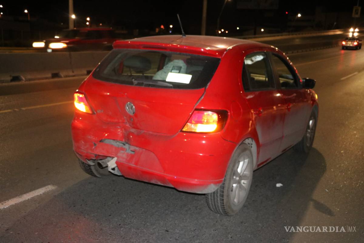 $!Ebrio se estrella por alcance