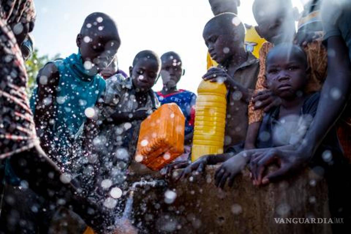 Uno de cada cinco niños en el mundo vive sin agua suficiente, revela Unicef