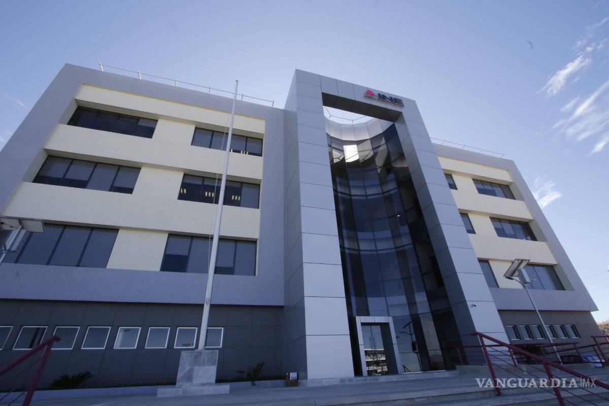 Siguen sin entregar 10 mil credenciales de elector en Coahuila