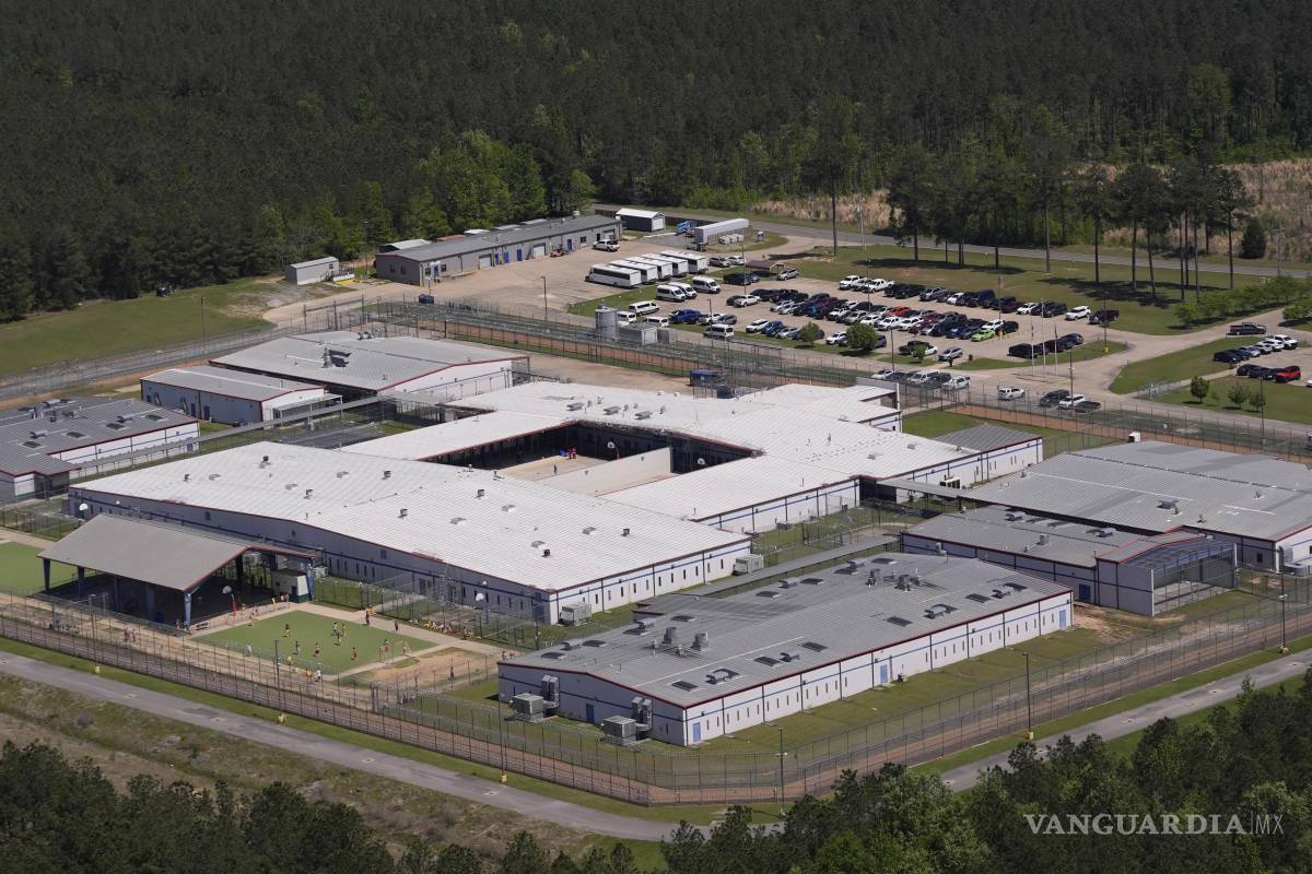 Gobierno de Estados Unidos busca convertir las deportaciones en un negocio eficiente ‘tipo Amazon’