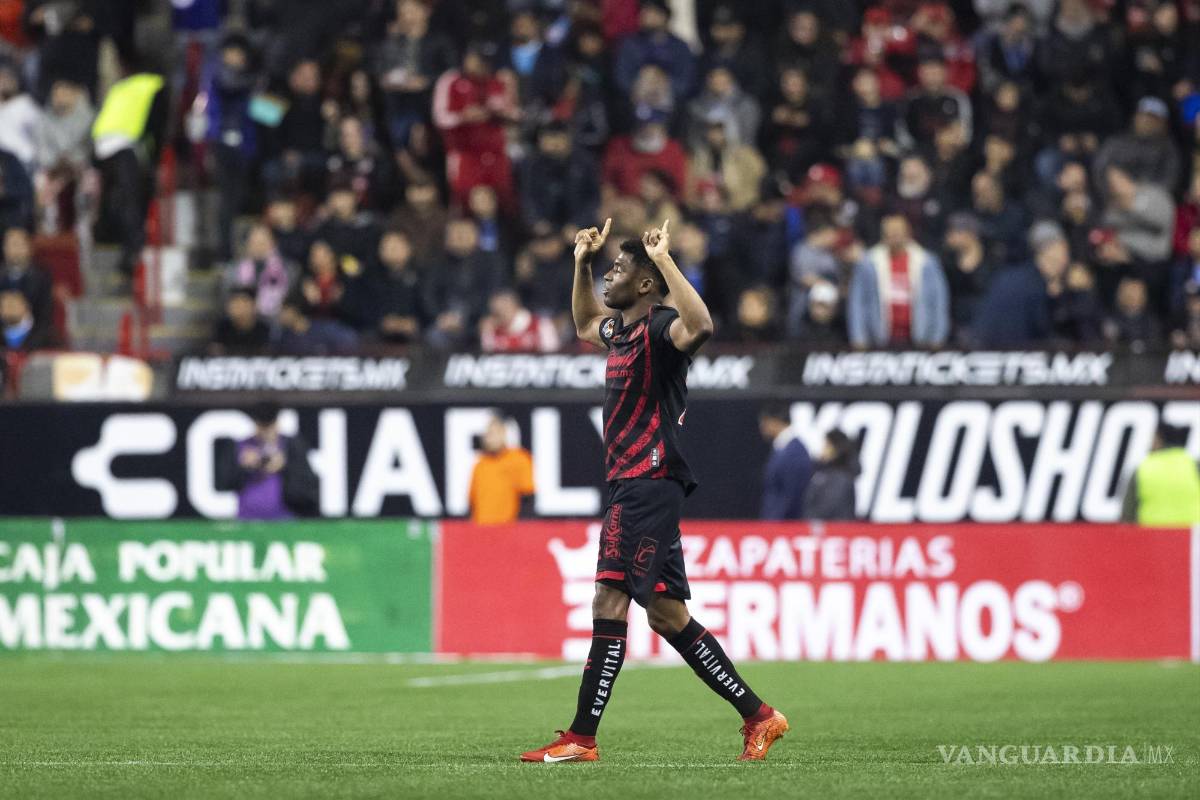 Xolos golpea fuerte a Cruz Azul en la Ida de Cuartos de Final
