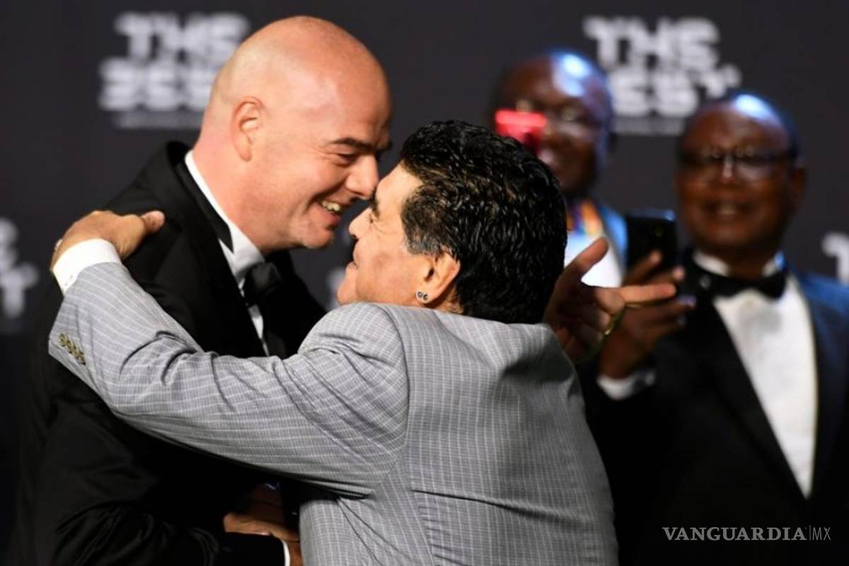 $!Maradona hace las paces con la FIFA