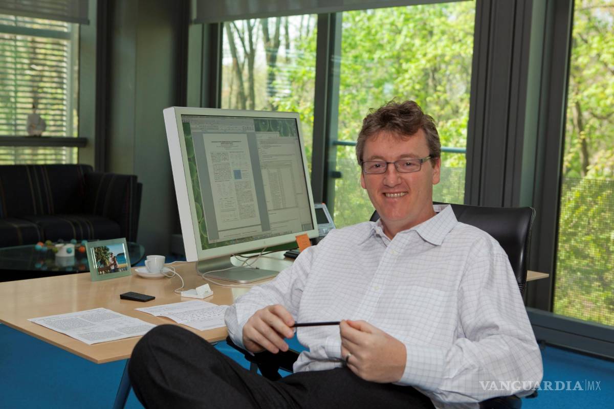 $!Una foto sin fecha facilitada por la Universidad de Princeton muestra al ganador del Premio Nobel de Química 2021, David MacMillan, en Princeton, Nueva Jersey. EFE/EPA/Princeton University