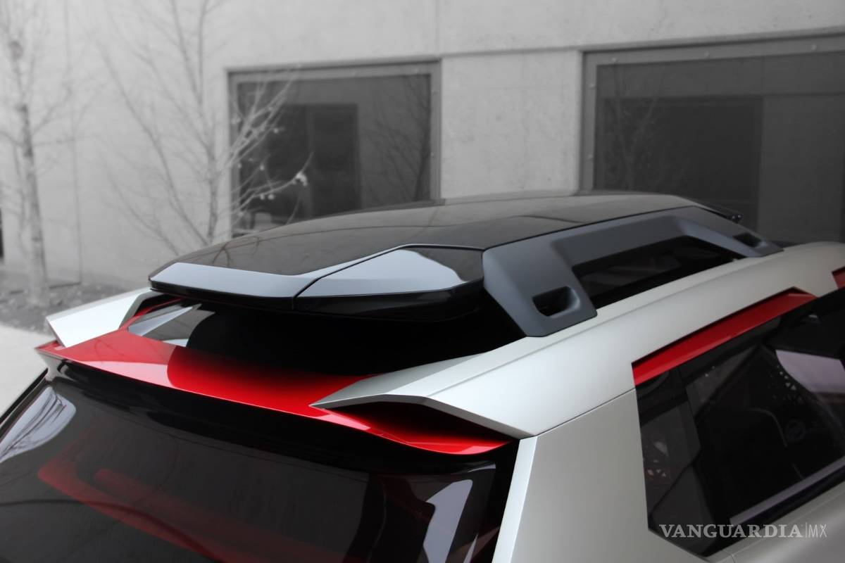 $!Nissan nos lleva al futuro con su Xmotion Concept (fotos)