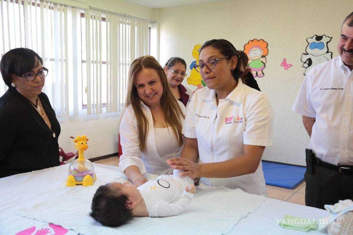 $!Marcela Gorgón destacó los servicios de rehabilitación que se otorgan a cualquier persona, aunque ésta no cuente con seguridad social.