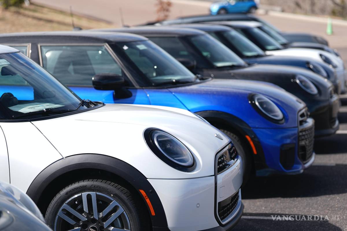 Desde las reparaciones hasta los seguros, los aranceles de Trump a autos podrían encarecer el tener un coche