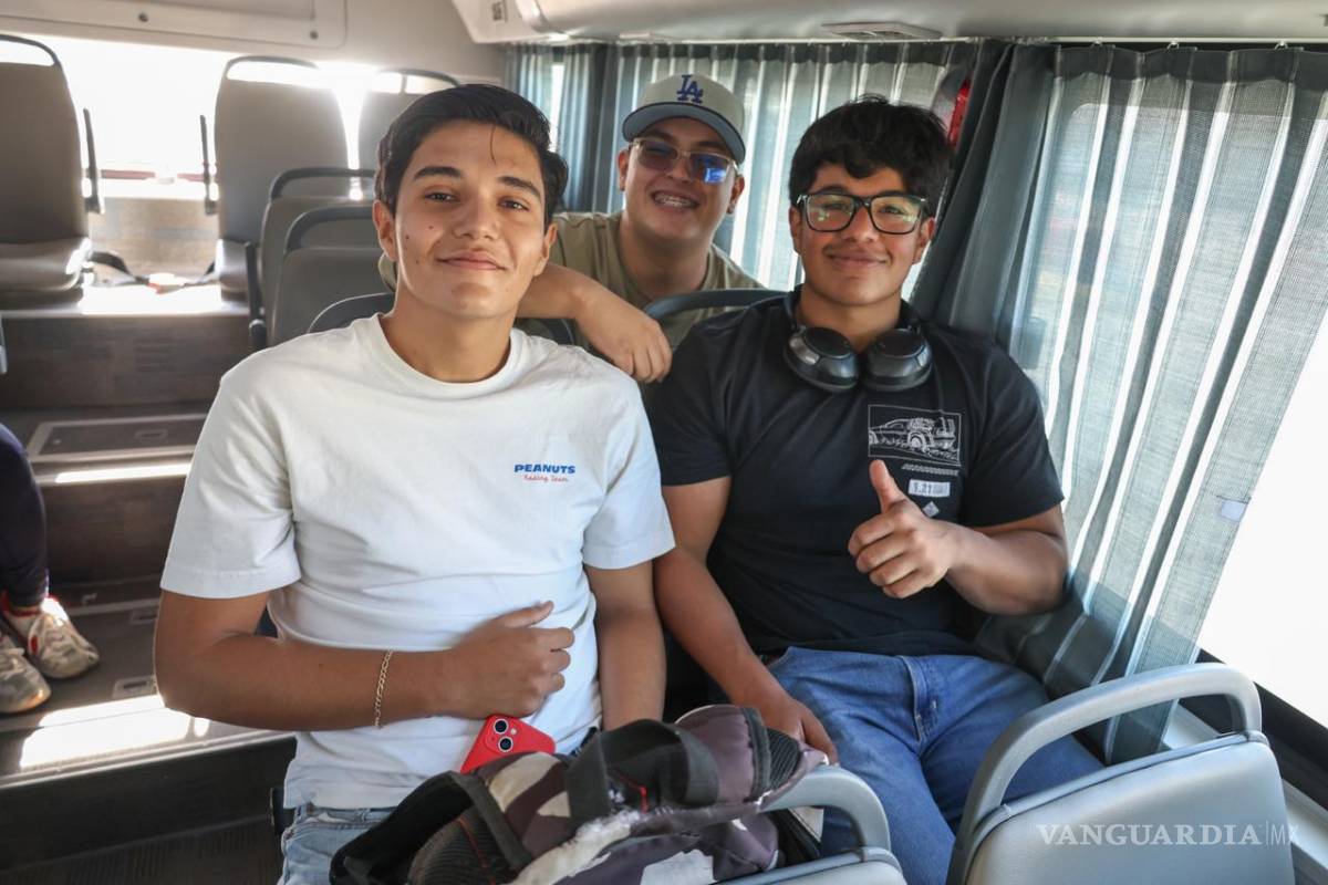 $!Estudiantes como Ángel Rafael Morales y Carlos González recorrieron las rutas y reconocieron su comodidad y eficiencia, además del impacto económico positivo.