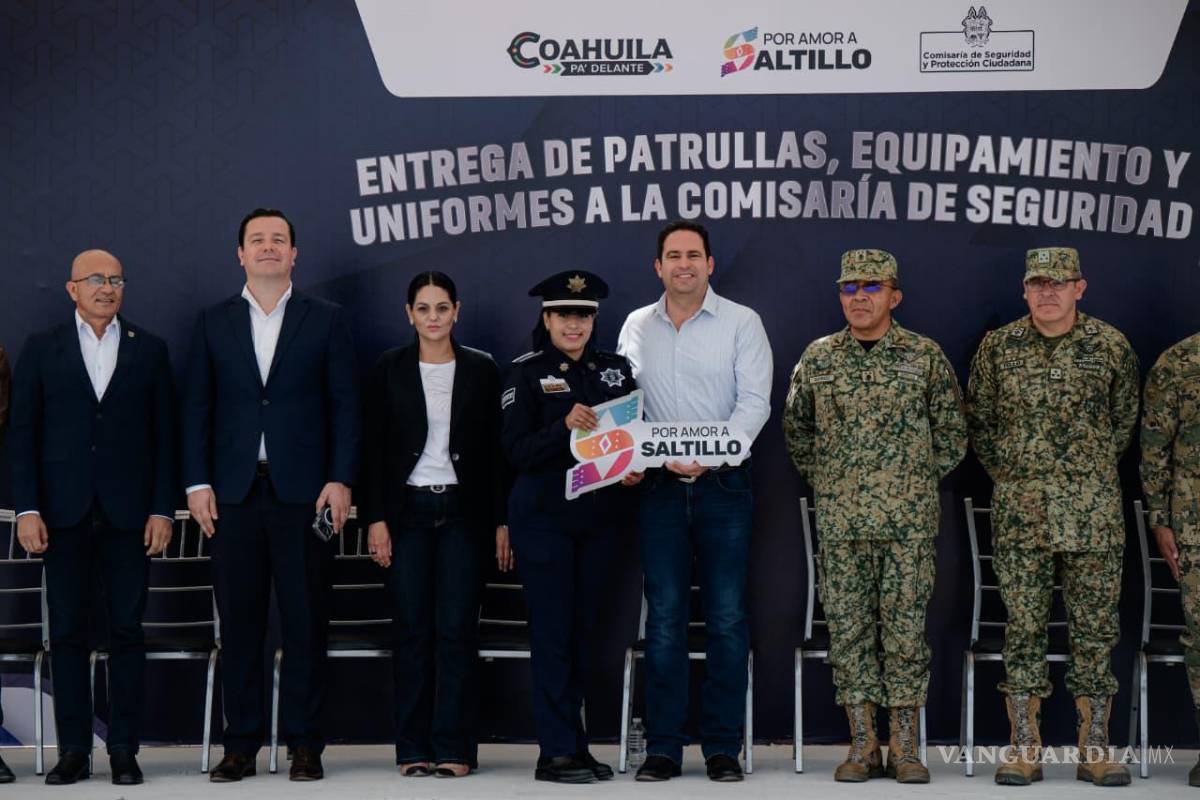 $!Con una inversión superior a 45 millones de pesos, el Ayuntamiento dotó a la Policía Municipal de unidades, uniformes y chalecos balísticos.
