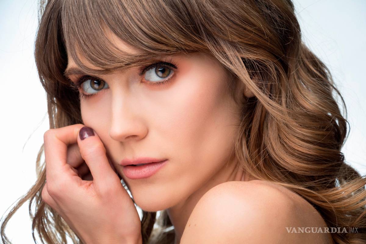 $!Natasha Esca, una mexicoamericana que rompe estereotipos con 'In Other Words'