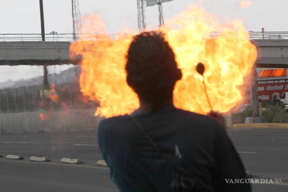 Tragafuegos en Florida se recupera de quemaduras, continuará con espectáculos programados