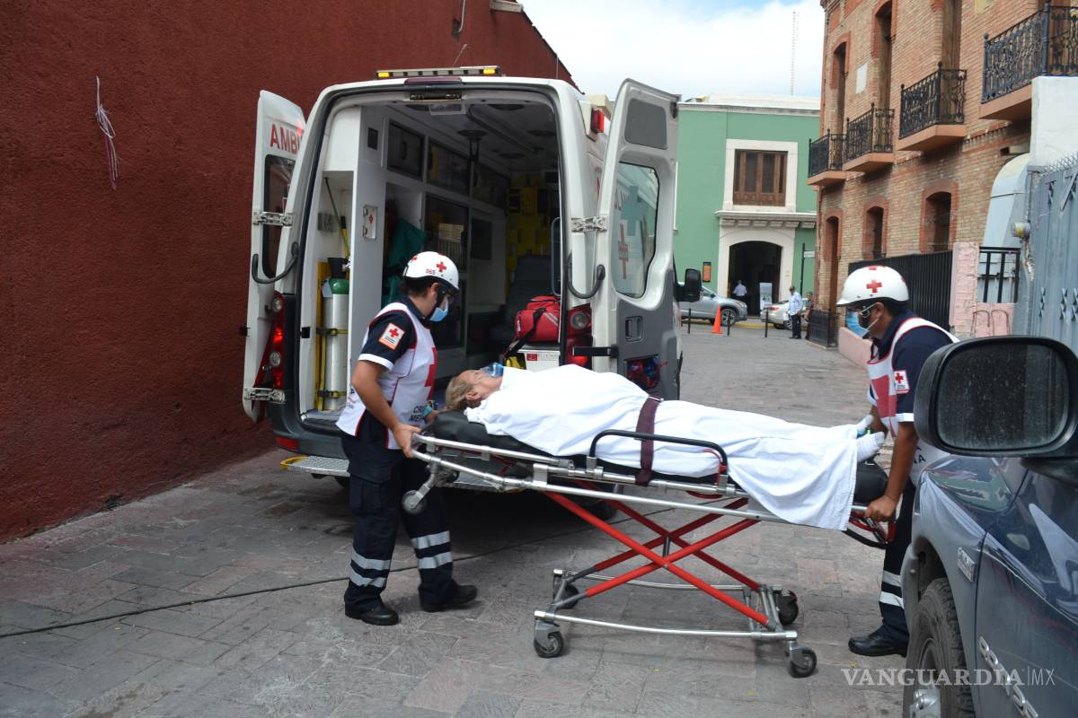 Intenta matarse con coctel de medicinas en colonia de Saltillo