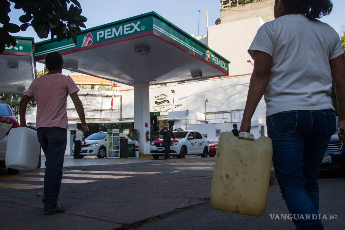 Mayoría de los mexicanos en contra de venta de gasolina robada… a menos de que se la dejen barata