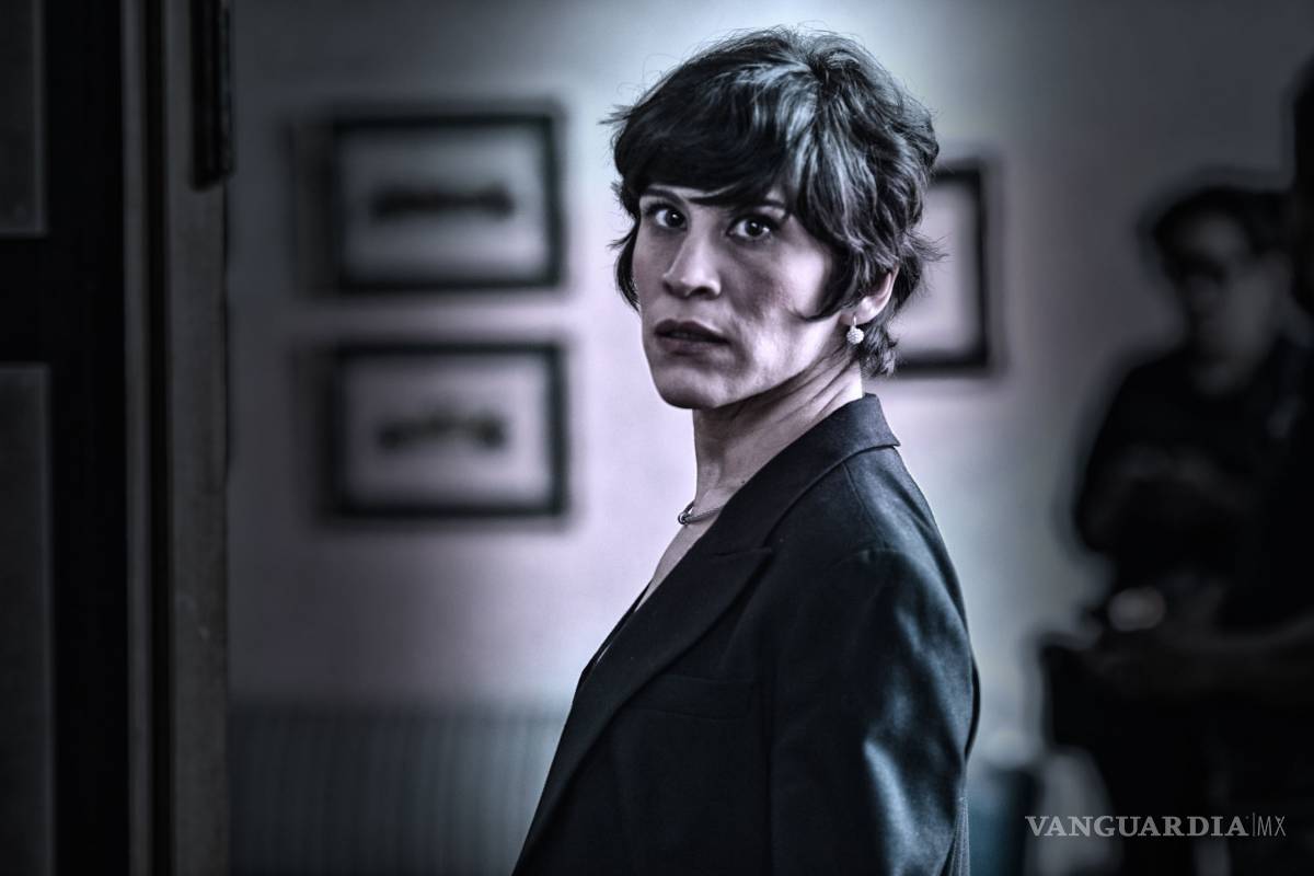 Ximena Ayala, poderosa fuera y dentro de la pantalla