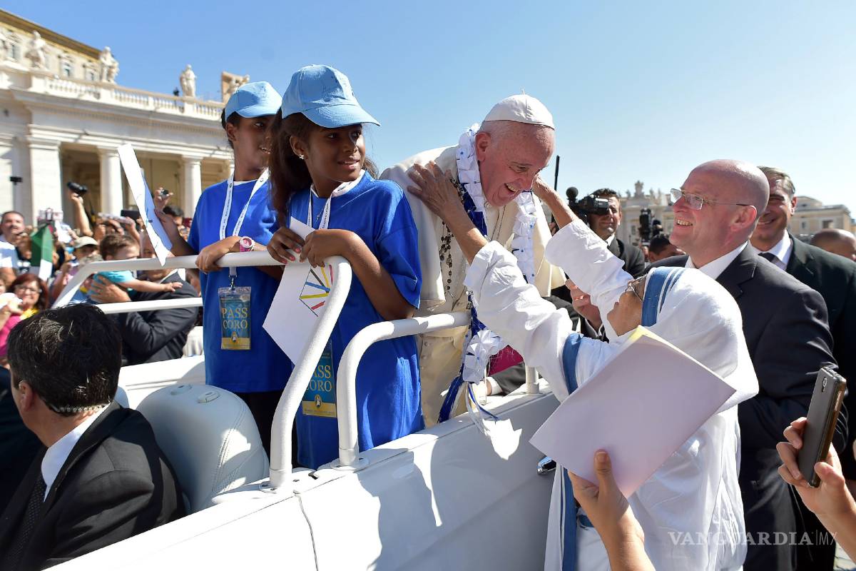 Papa Francisco proclama santa a la madre Teresa de Calcuta