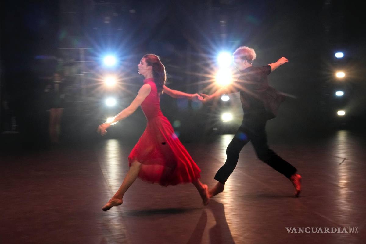 Así es como bailarines de varios países buscan un lugar en el Teatro Bolshoi de Moscú (fotos)