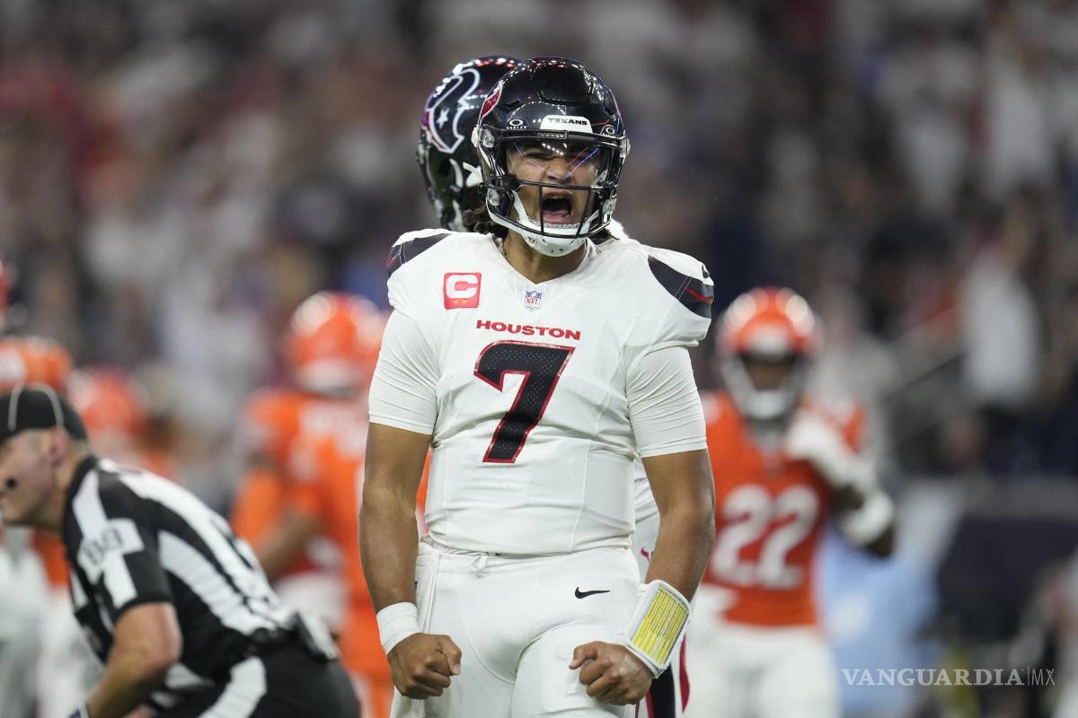 Stroud brilla y arruina el debut de Caleb Williams en el Sunday Night Football