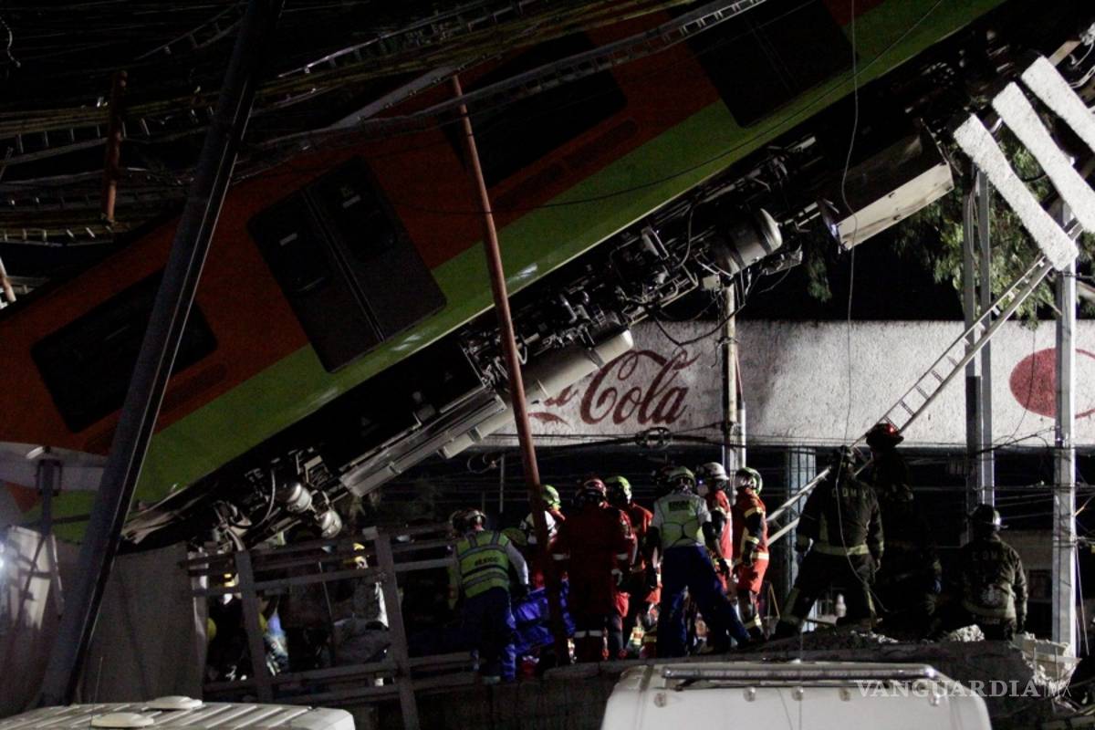 $!Imágenes del desplome en el metro en CDMX