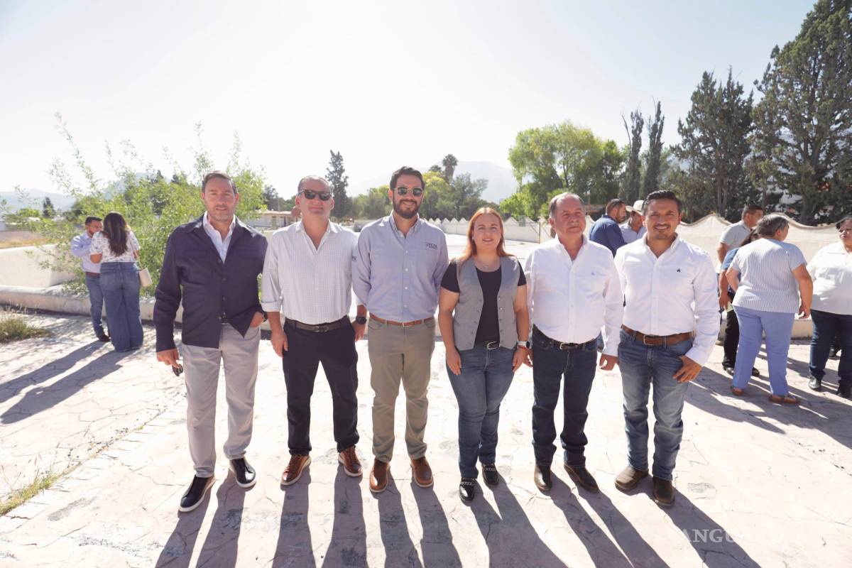 $!Autoridades municipales dieron el banderazo de inicio a los trabajos para recuperar uno de los espacios representativos de la cabecera de Arteaga.