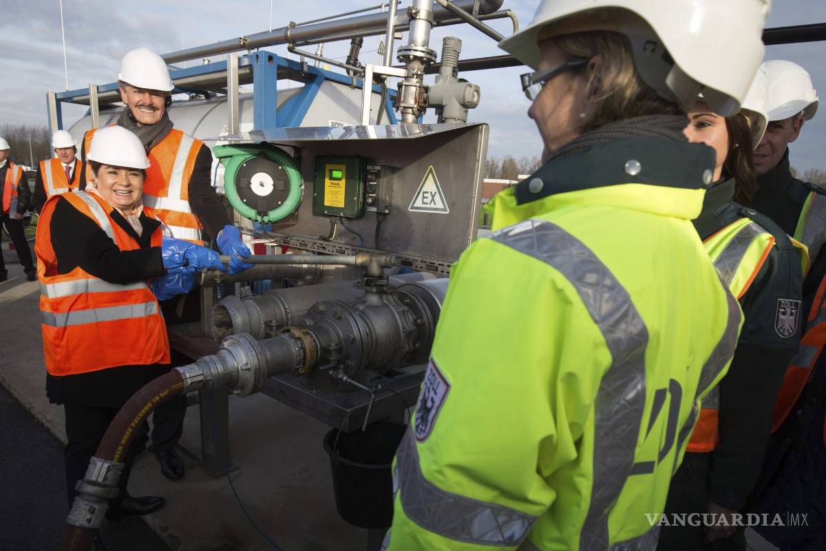 Destruyen casi 25 mil litros de tequila falso en Alemania