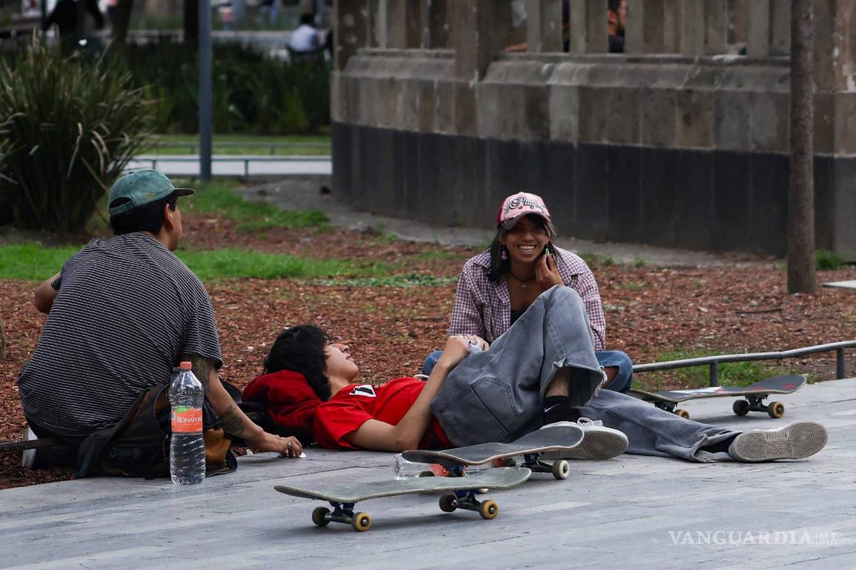 $!Ni con Jóvenes Construyendo el Futuro se revierte tendencia de ninis; comprobado, que apoyo directo no es suficiente si no hay un programa de formación, señala OCDE.