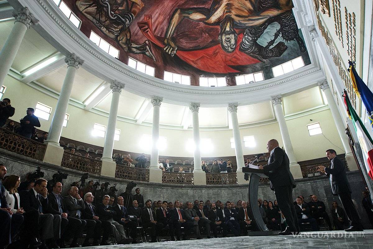 Alfaro llama a blindar Jalisco ante decisiones de AMLO