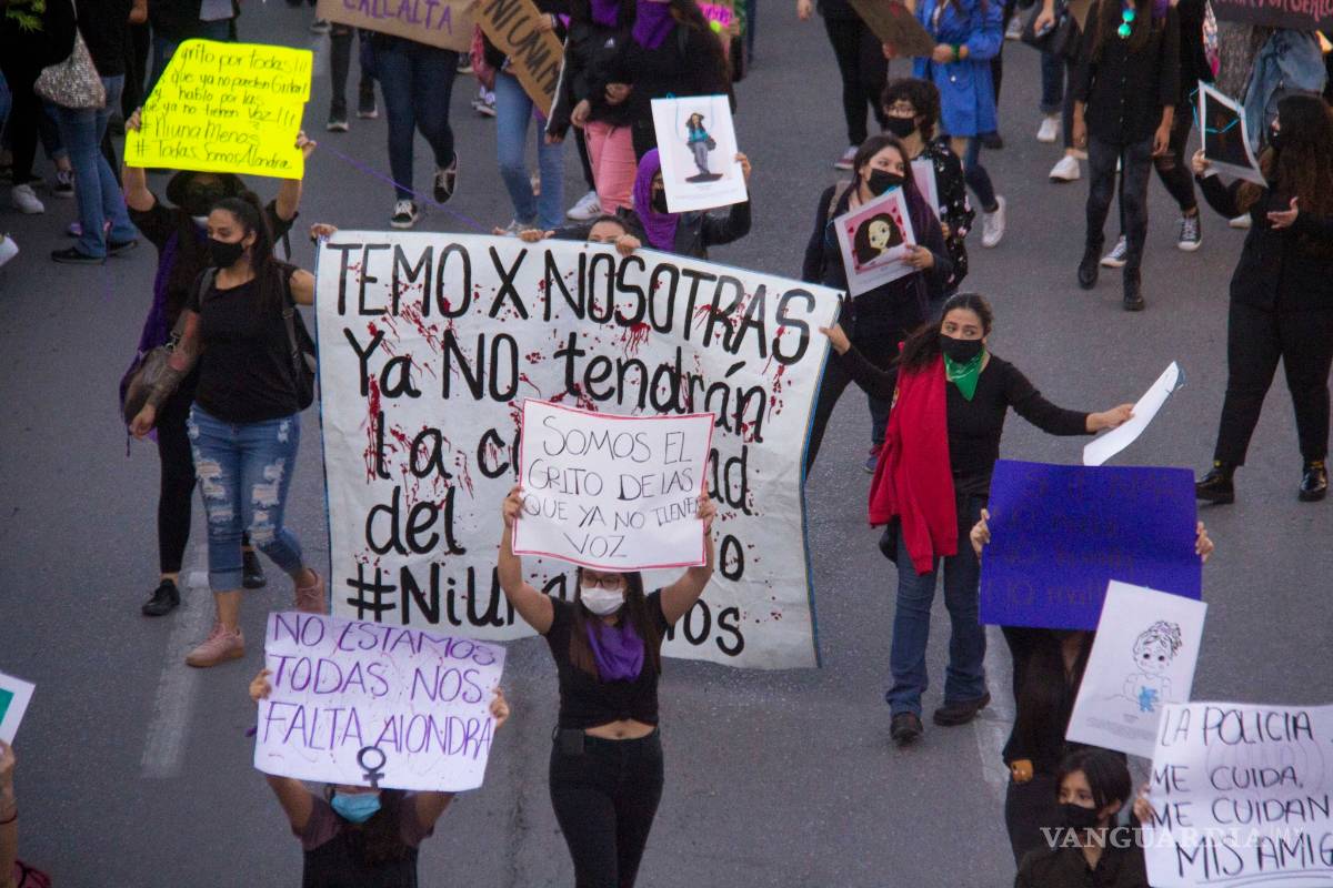 $!"¡Ni una más!": Marchan nuevamente en Saltillo por el feminicidio de Alondra