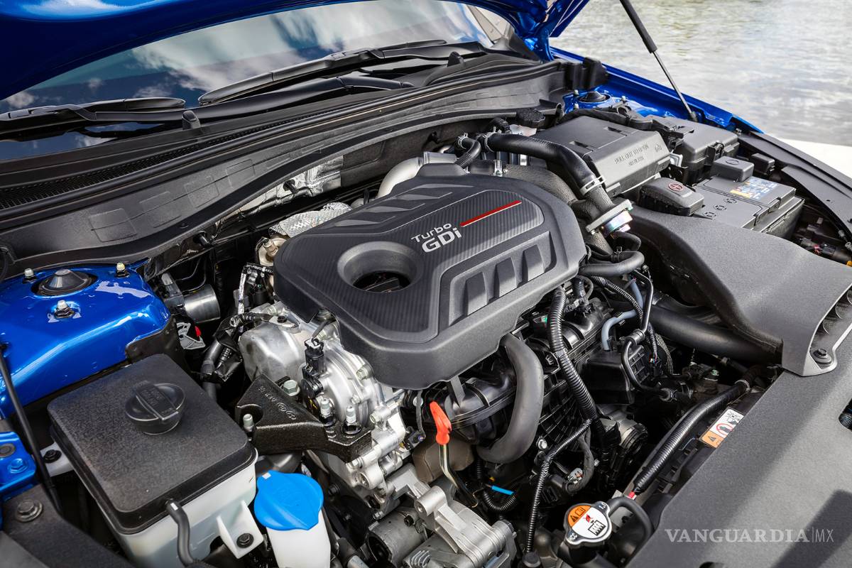 $!KIA Optima 2019 luce un facelift que lo aproxima al Stinger