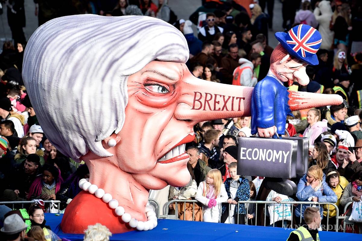 $!Carnaval alemán se burla de los políticos (fotogalería)