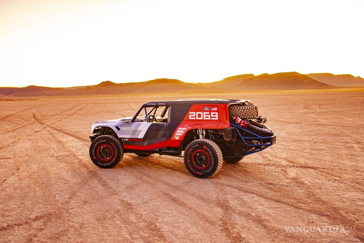 $!Ford casi nos deja ver a su nueva Bronco, con una versión para la Baja 1000