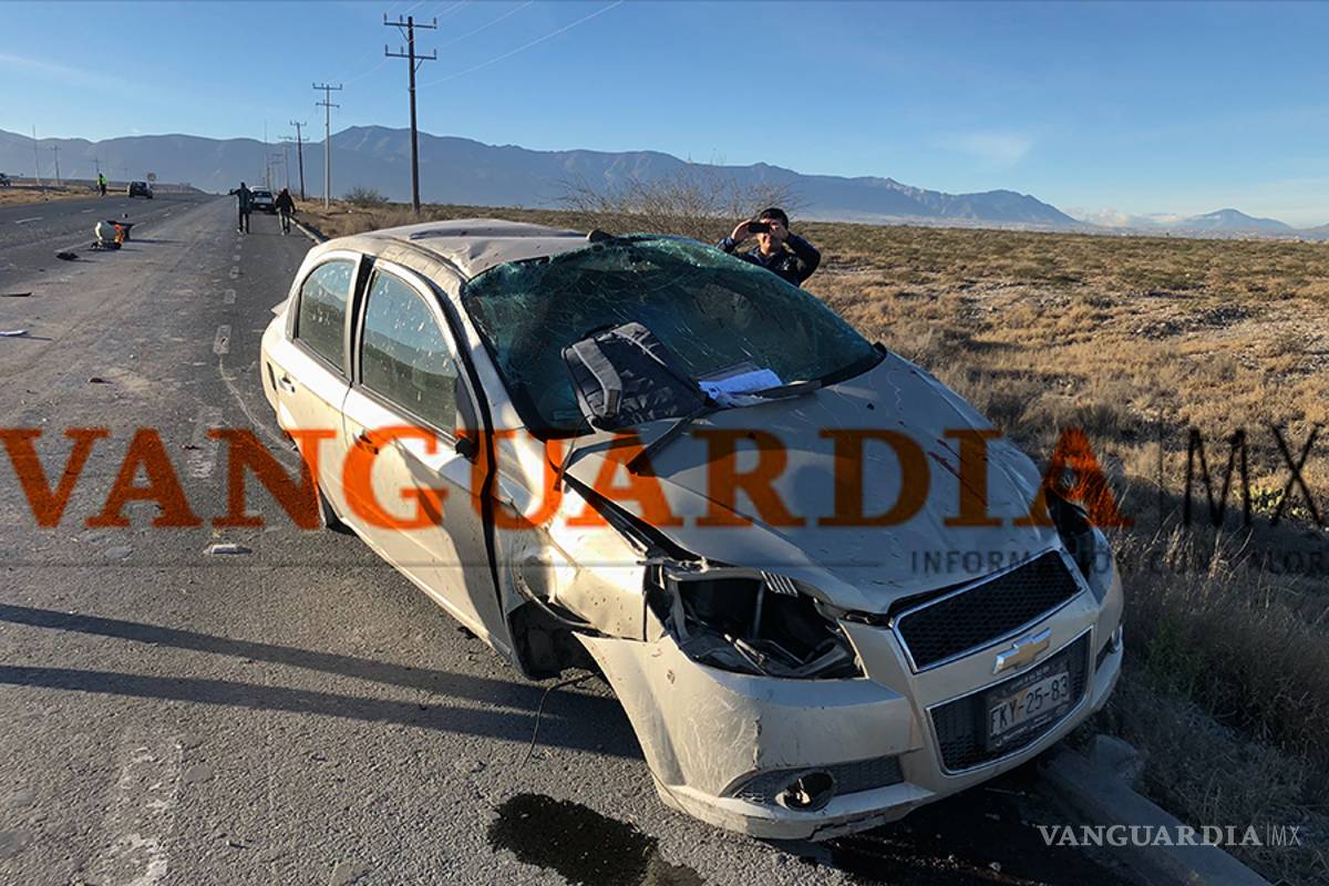 Volcadura fatal; muere maestro de inglés de la UAdeC a 120 km/h en Ramos Arizpe