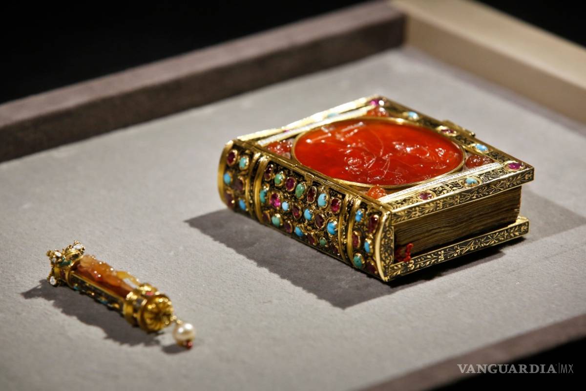 Busca el Museo del Louvre adquirir el libro de rezos de Francisco I de Francia