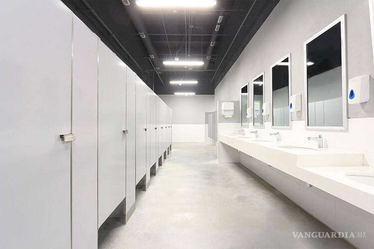 Coahuila: proponen crear baños públicos con camillas para adultos