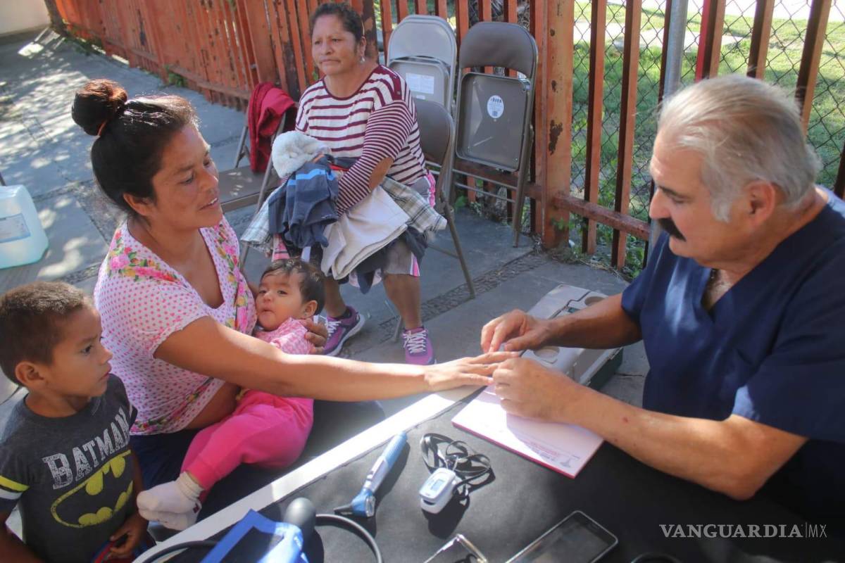 $!Desde las nueve de la mañana arrancó la brigada hasta las 12 del mediodía, con servicios gratuitos como consultas, tramites., entre otros.