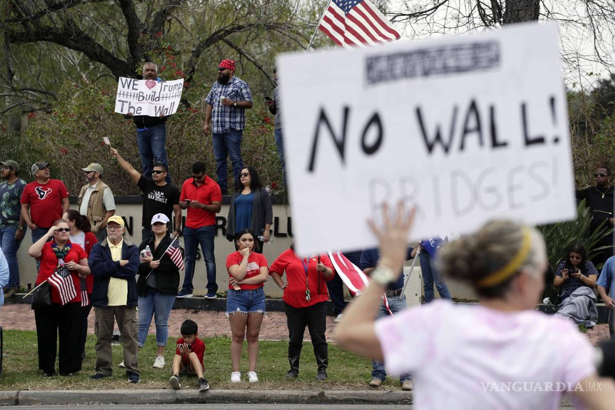 Visita de Donald Trump a la frontera con México desata protestas