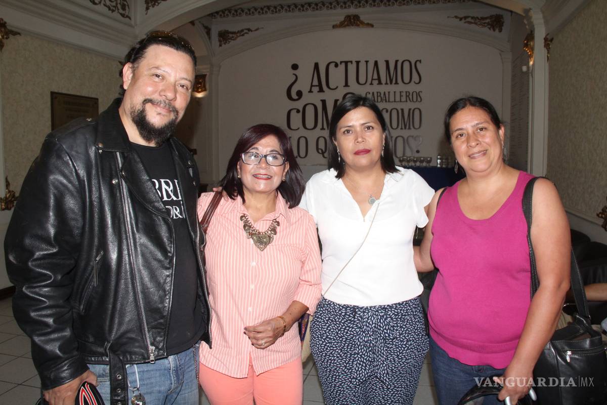 $!E-book para el ‘Búfalo Blanco’; una experiencia interactiva de la obra de Jesús Valdés