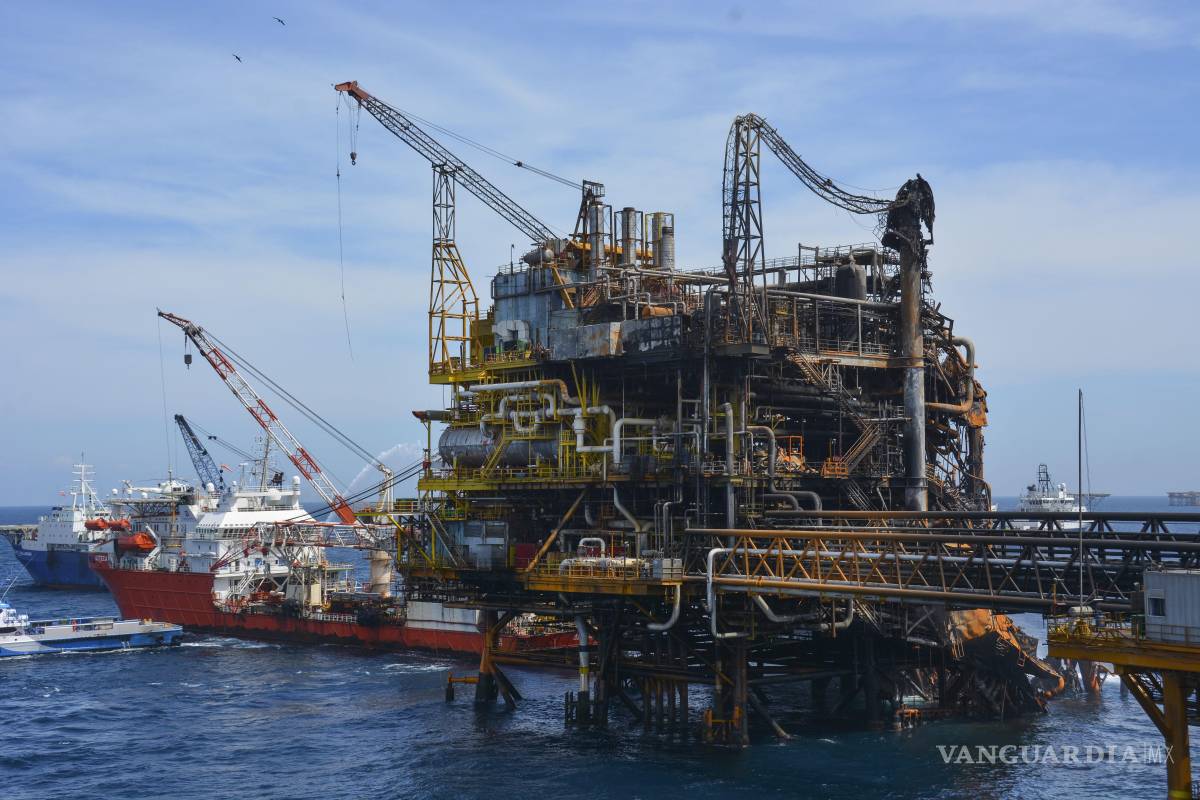 Acusa sindicato ataque de piratas a trabajadores de plataforma de Pemex