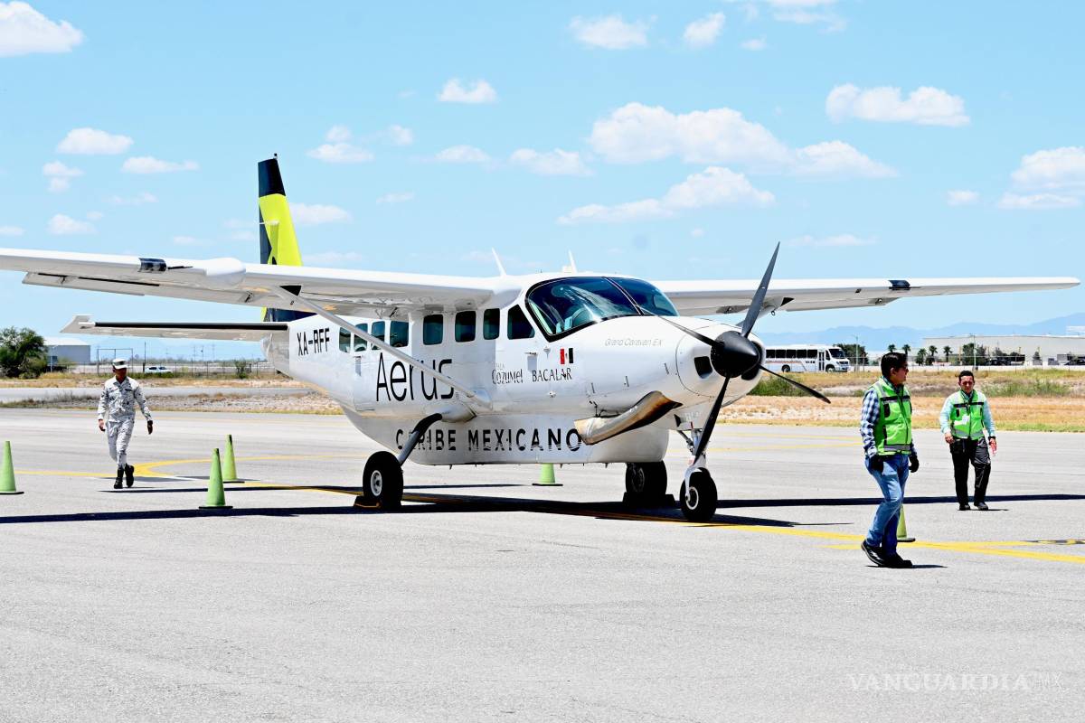 $!Momento histórico, ahora que entre en actividad el primer avión comercial en la historia reciente del aeropuerto.