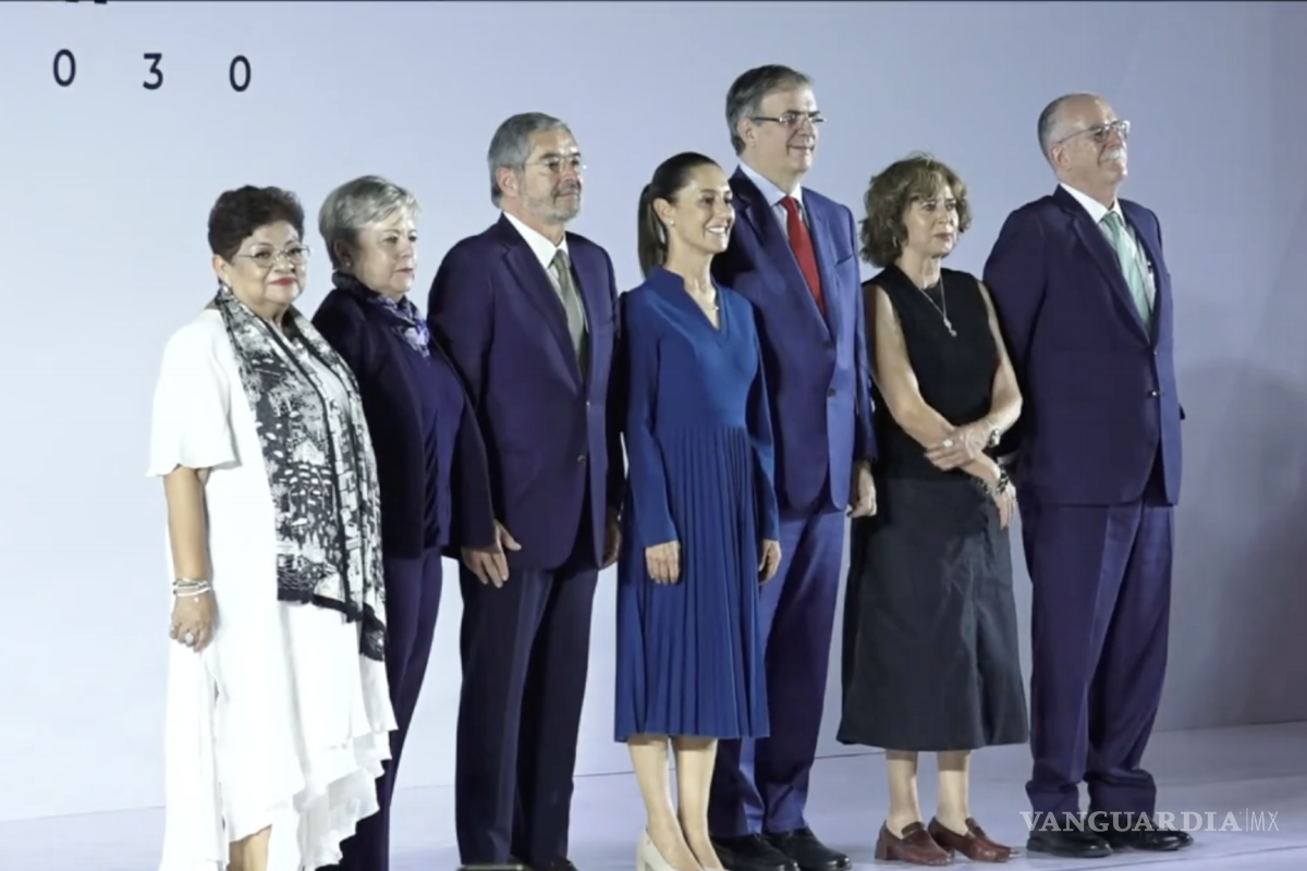 $!Claudia Sheinbaum presentó a tres mujeres y tres hombres que serán parte de su gabinete presidencial, entre los que destacan Ernestina Godoy y marcelo Ebrard