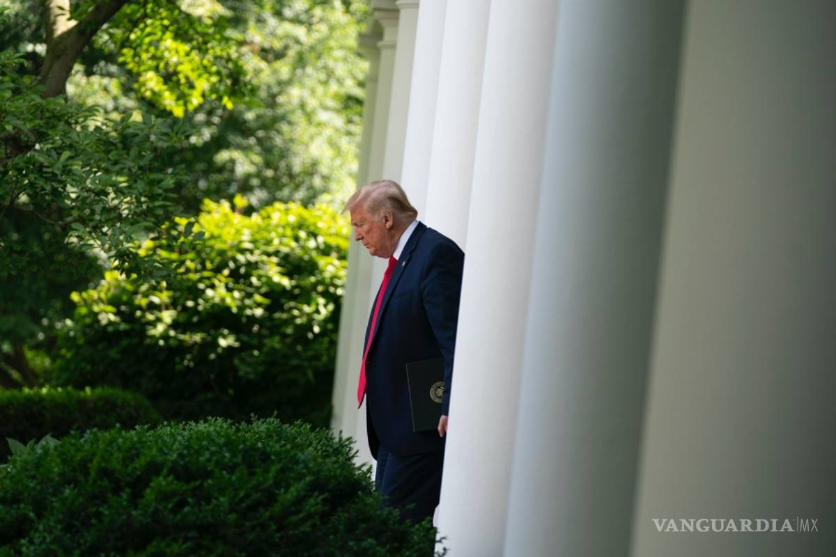 Marca de las 100 mil muertes por el COVID-19 retumba en la presidencia de Trump