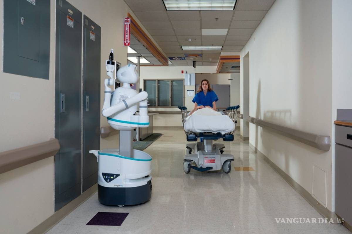 $!Robots, héroes anónimos en los hospitales contra la batalla contra el COVID-19